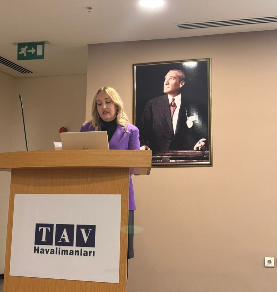 Öğretim Görevlimiz Z. Sanem Uğuz Havacı Kadınlar Söyleşinde Konuşma Yaptı