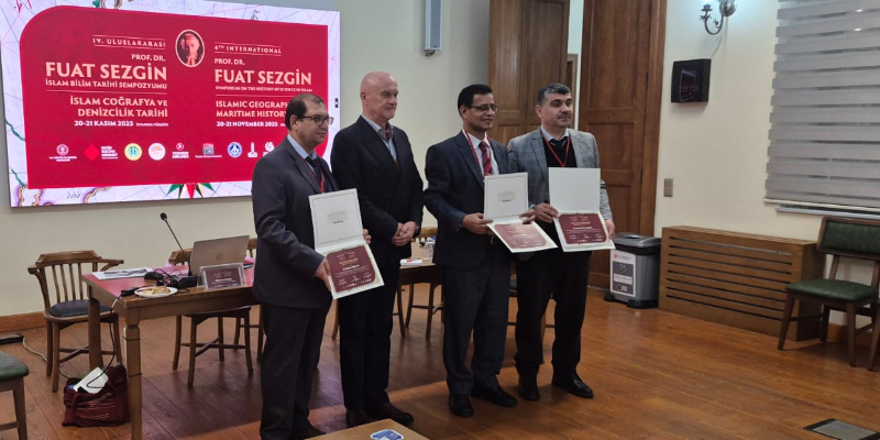 Our Faculty Member and Other Participants Appeared in a Group Photo with Their Certificates. 