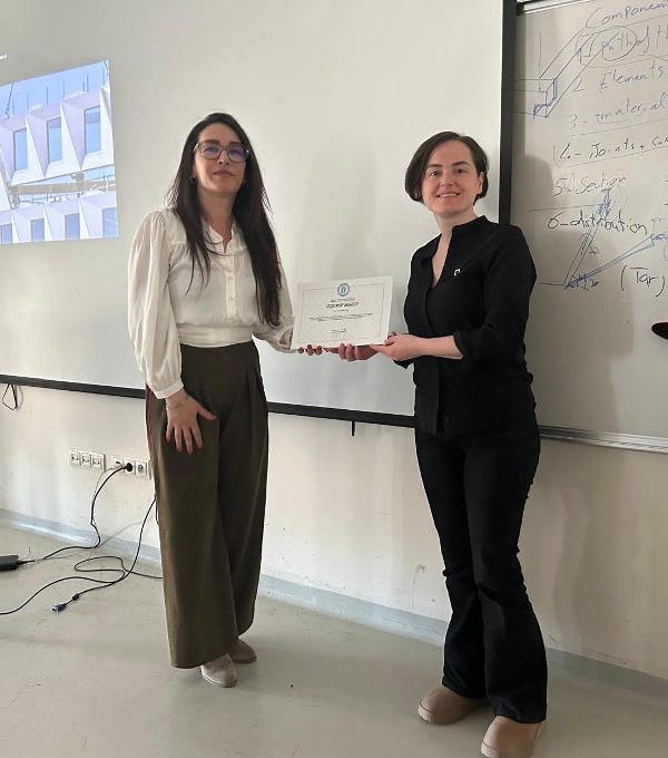 At the end of the workshop, a certificate of participation was presented to the instructor, Emek Işıkçı Taner