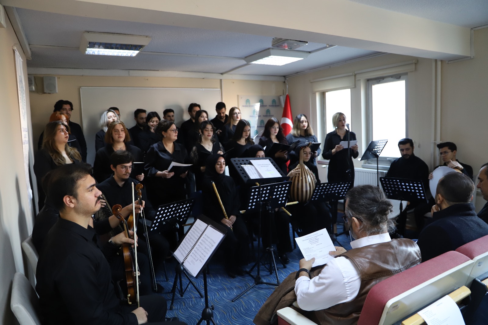 Konser anı toplu resim