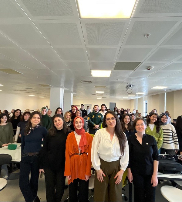 A total of 80 students from the Department of Architecture actively participated in the workshop