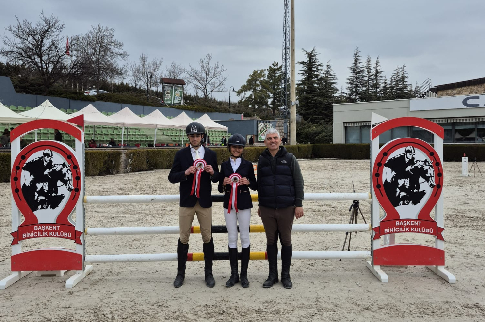 AYBÜ Spor Kulübü Binicilik Takımından “Sezona Merhaba Kupası”nda Büyük Başarı