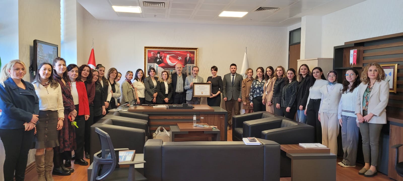 Hemşirelik Bölümü toplu fotoğraf.