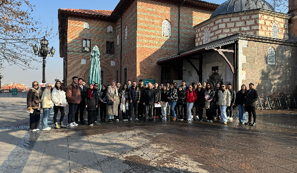 Site Trip / Vertical Studio - Group 2 - 5